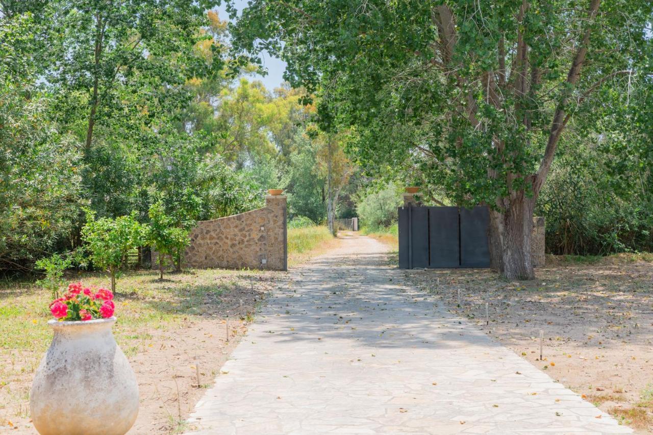 Sunrise Villa, - Garden Gate Opens Onto The *