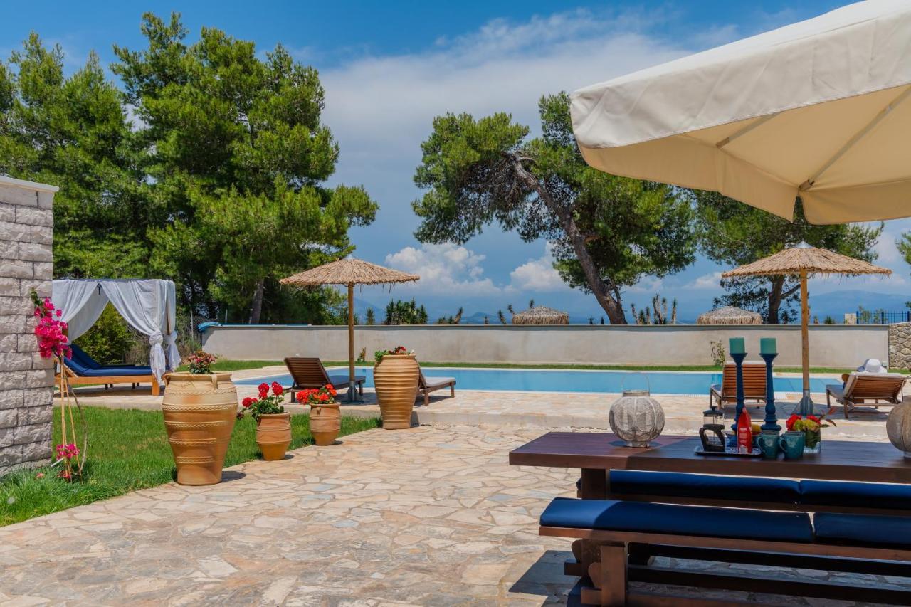 Villa Sunrise Villa, - Garden Gate Opens Onto The