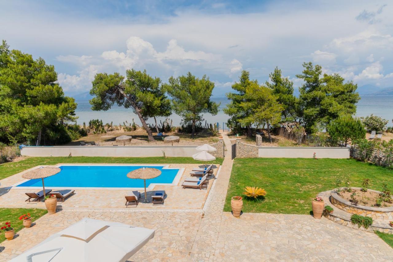 Sunrise Villa, - Garden Gate Opens Onto The *