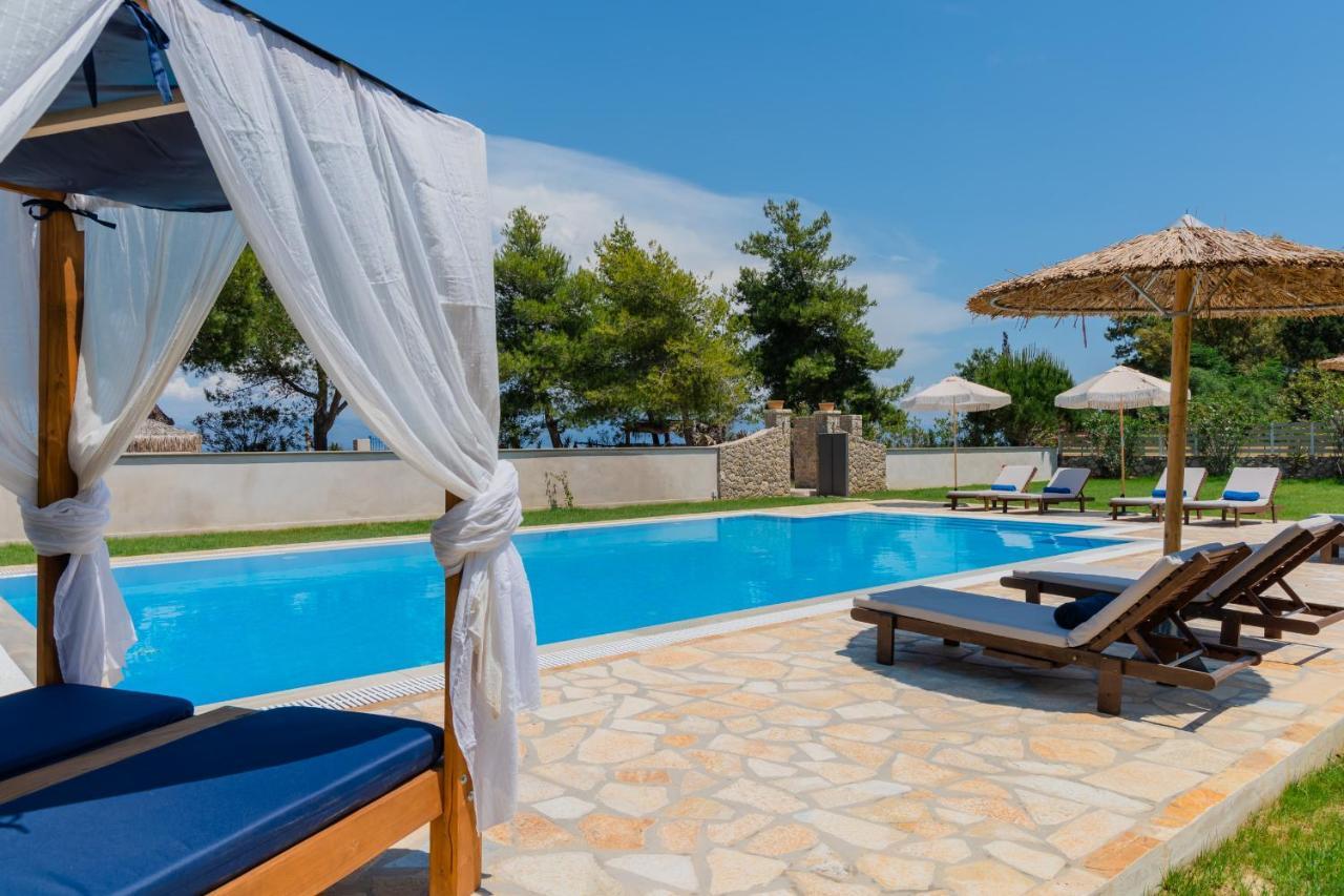 Villa Sunrise Villa, - Garden Gate Opens Onto The *