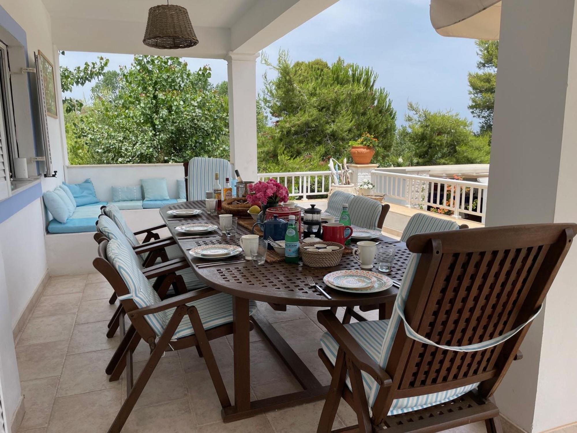Sunrise Villa, - Garden Gate Opens Onto The Potamion